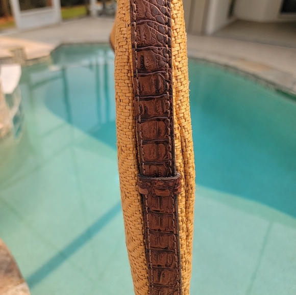 Francesco Biasia Raffia With Leather Croc Embossed Trim Shoulder Bag - Picture 4 of 8